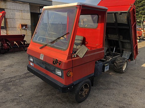 Самосвал KUBOTA