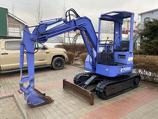 KOMATSU PC28UU-1
