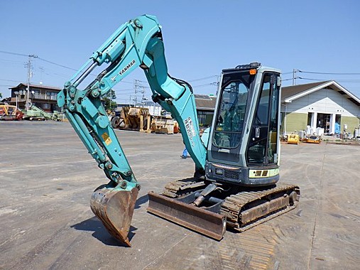 Экскаватор YANMAR B3-6A