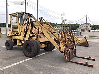 Погрузчик фронтальный TCM BOBCAT SD25Y2