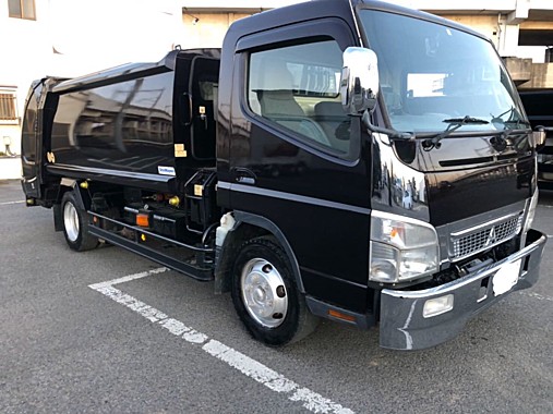 Мусоровоз Mitsubishi Canter