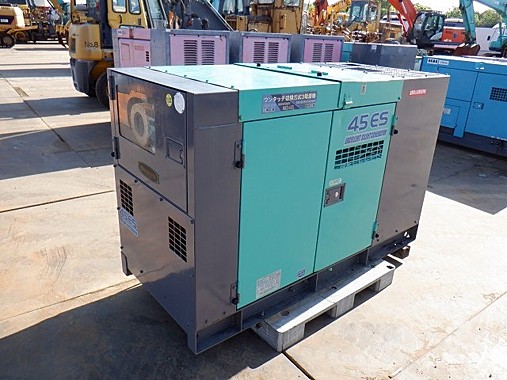 Дизельный генератор Denyo DCA-45ESH