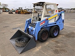 Погрузчик фронтальный TCM BOBCAT 606